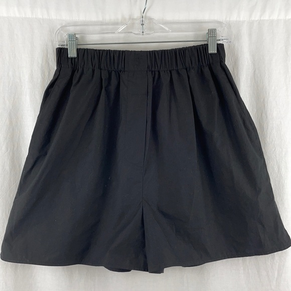 The Frankie Shop Lui Black Cotton Lightweight Shorts - Picture 2 of 9